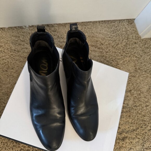 Sam Edelman Black ankle chelsea boots - Picture 3 of 5